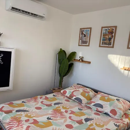 Cosy A Apartment